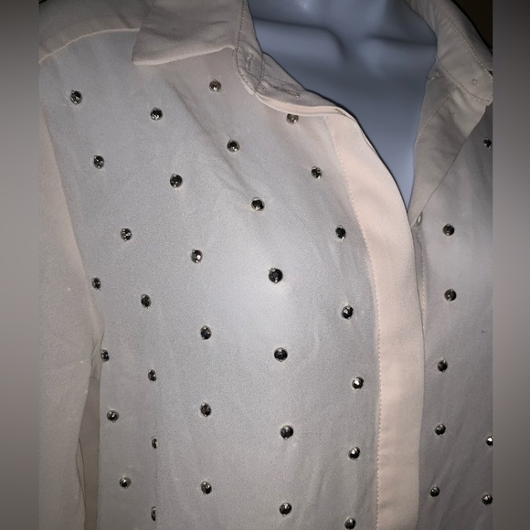 H&M white studded button up blouse size medium M top - Picture 2 of 5